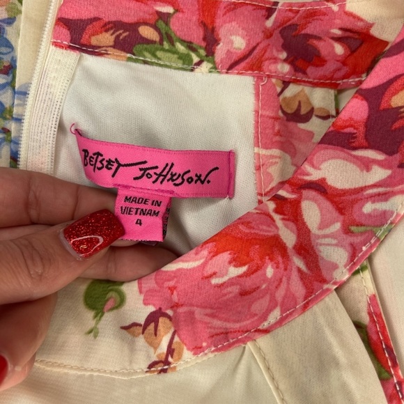 Floral Betsey Johnson Dress - Picture 5 of 5